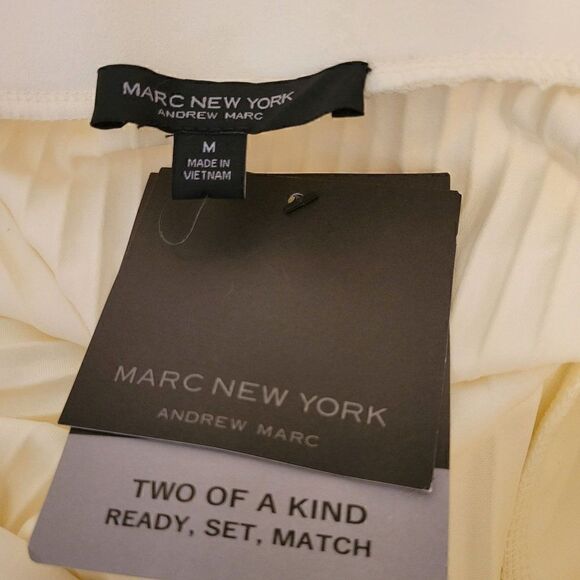 Marc New York Rib-Knit Button-Up Midi Skirt (size M) - Picture 5 of 6